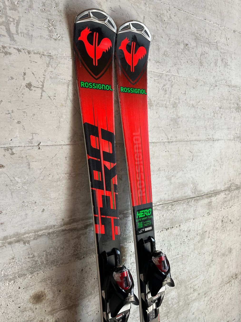 Rossignol Skis: Rossignol Hero Elite ST Ski 162CM – D'occasion à Emmenbrücke par karkarkar 1