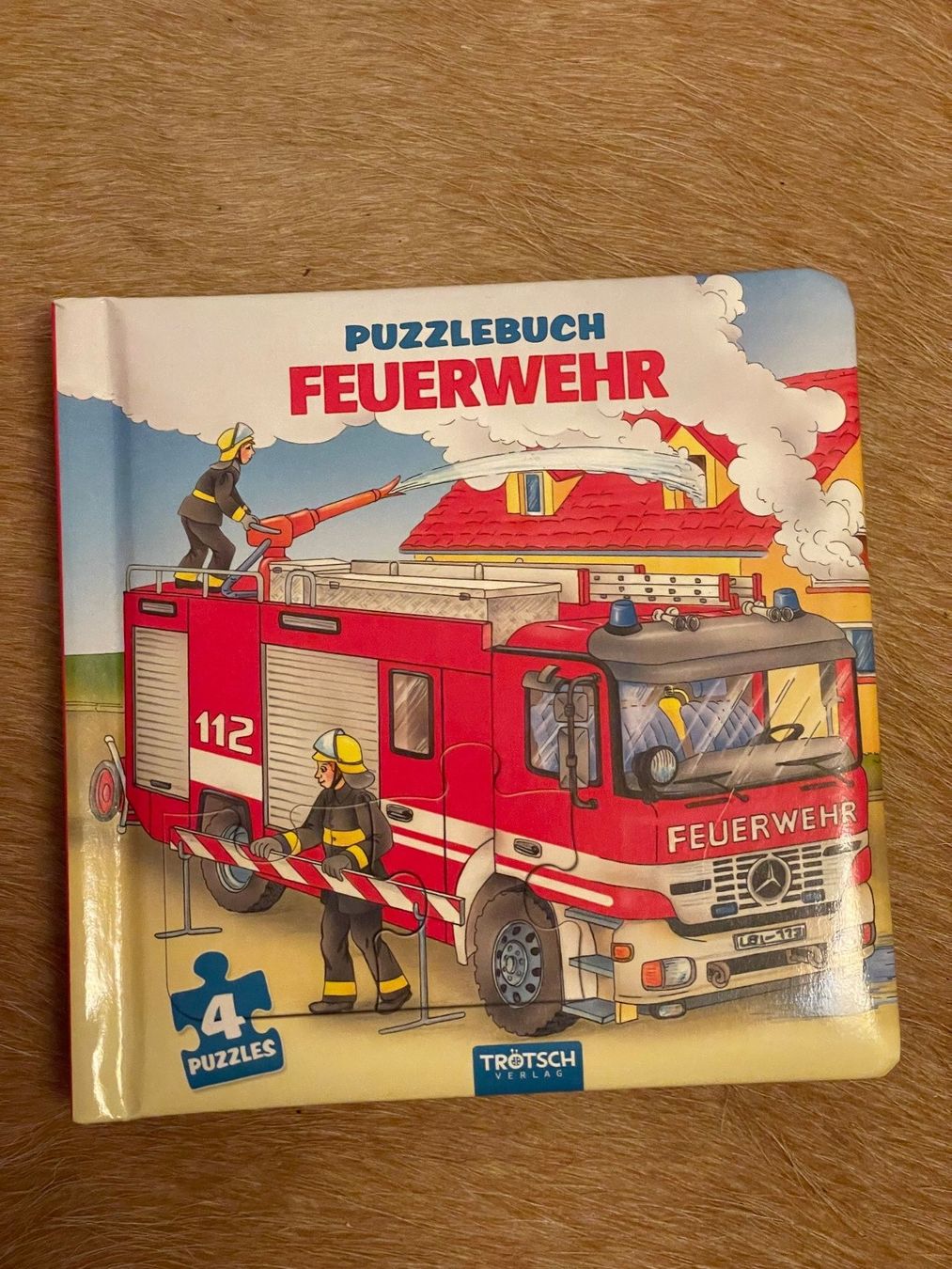 Livres: Puzzlebuch "Feuerwehr", 4 Puzzles, Kinderbuch – Neuf (Voir description) à luzern par plueschmors.