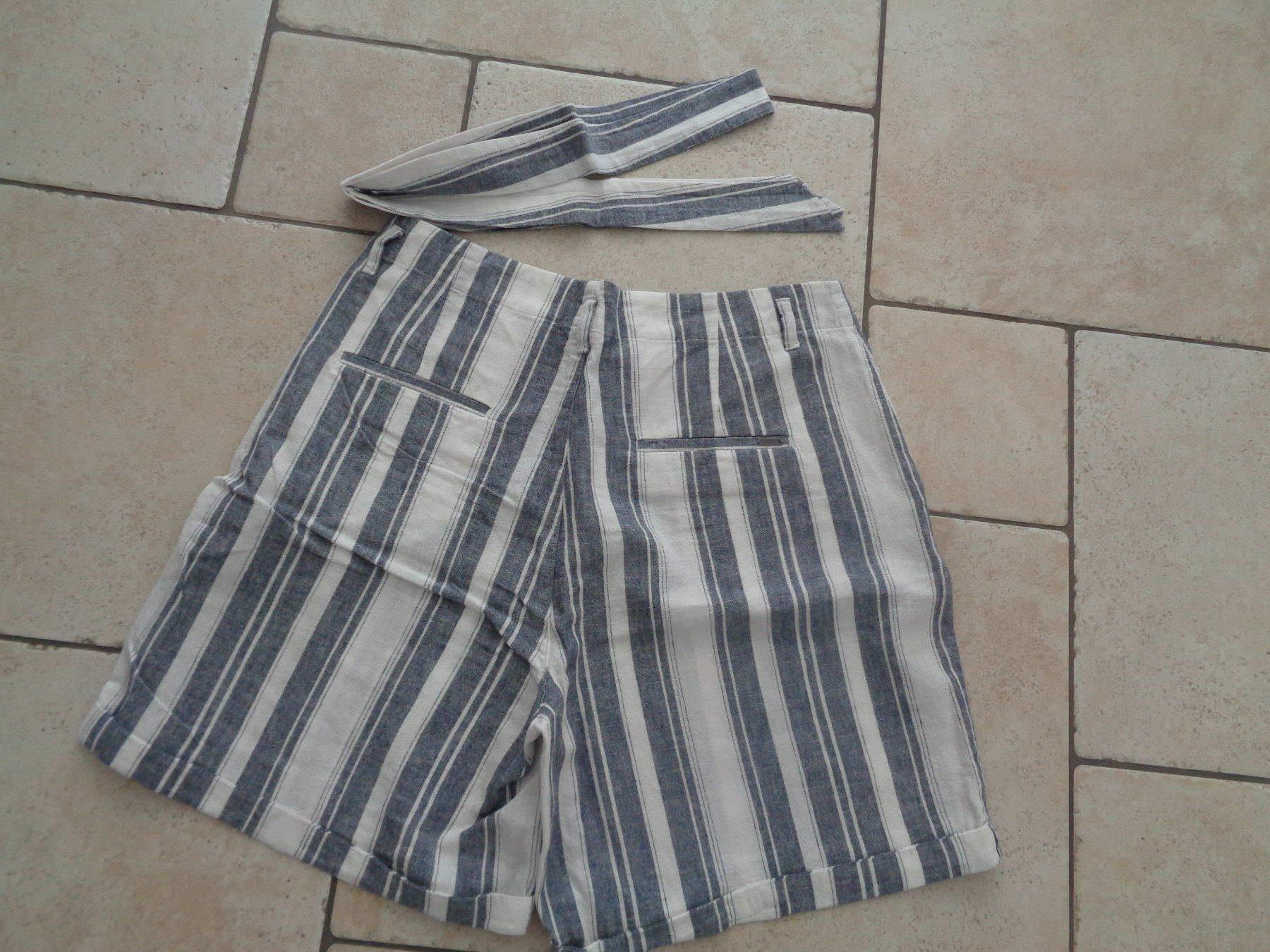 Esprit Pantaloni: Shorts  Esprit  Grösse 36 – Usato da Kreuzlingen venduto da Robi-2003 2