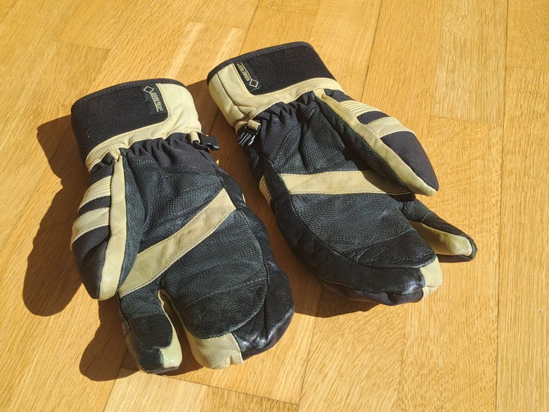 Snowlife Guanti & manicotti: Skihandschuh Snowlife S – Usato da Innertkirchen venduto da luk_pyl5 1