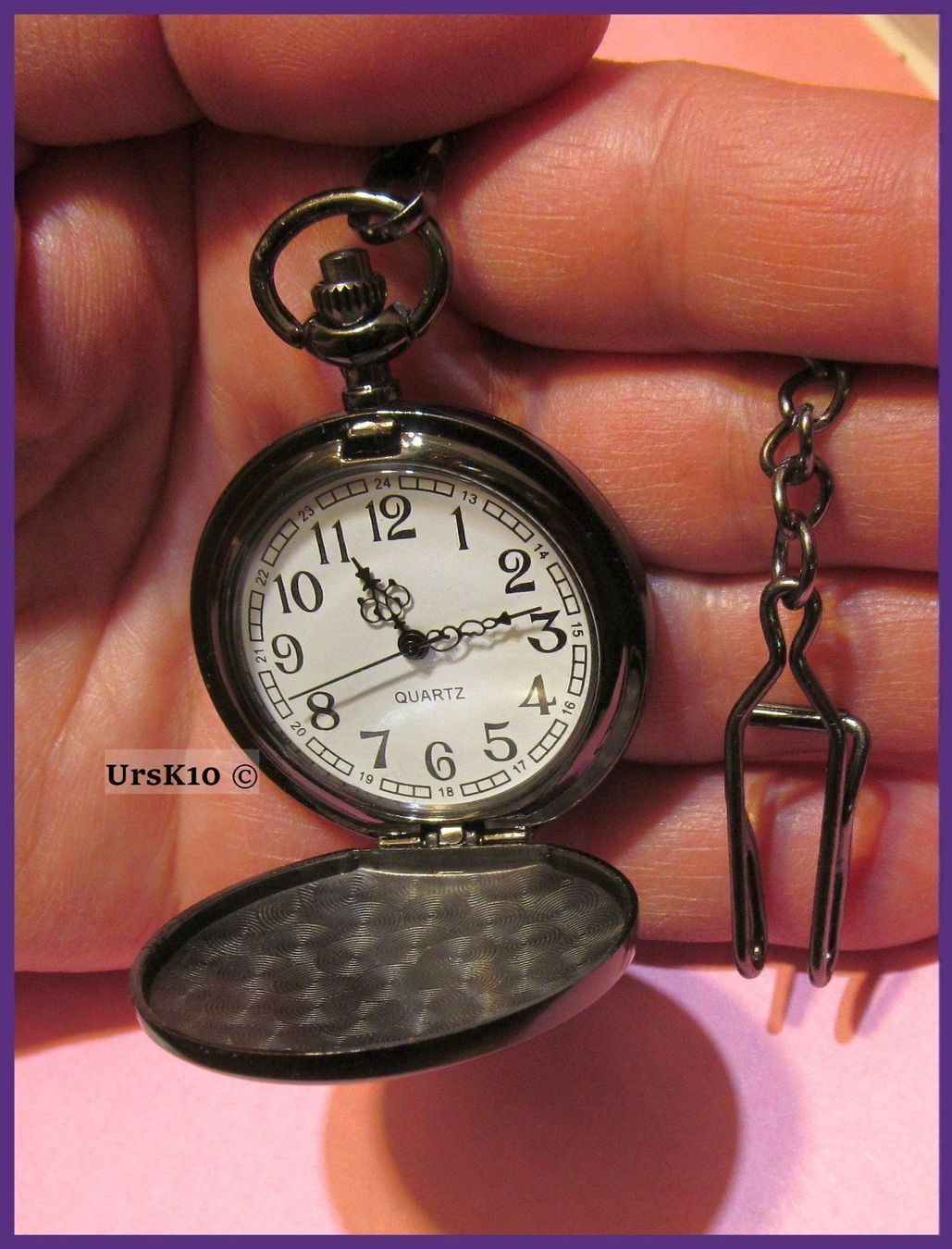 Orologi: Taschenuhr mit Springdeckel schwarz glänzend inkl. Kette – Nuovo e nell'imballaggio originale da St. Margarethen TG venduto da ursk10 2