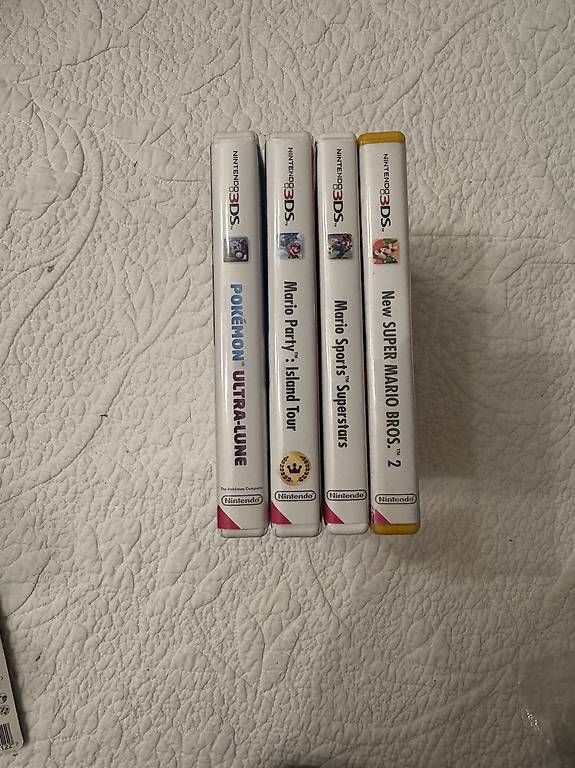 Consoles: Nintendo 3DS | Chargeur | 4 Jeux  – D'occasion à Lausanne par Arhcos 3
