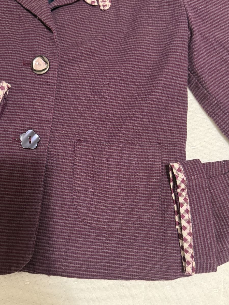 H&M Giacche & Cappotti: Blazer H&M violette à rayures taille 128 – Usato da La Chaux-de-Fonds venduto da Sabinchenn 3