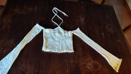 Langarmshirt Stradivarius Off-Shoulder-Loch-Top Gr. S