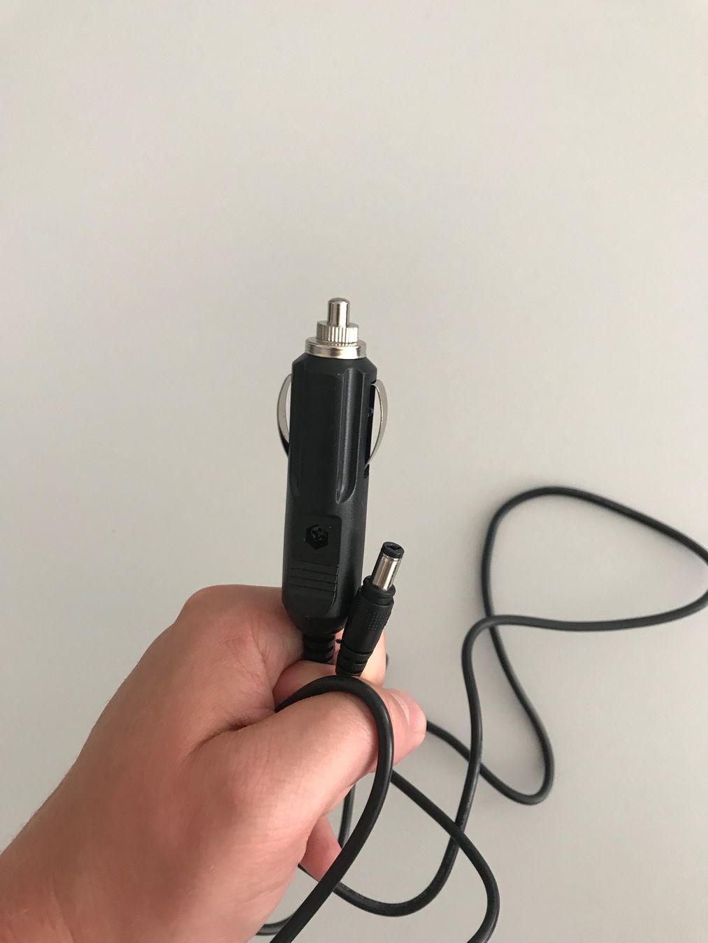 Cavi: Auto Zigarettenanzünder Kabel – Usato da Lausanne venduto da opi_92cn 1
