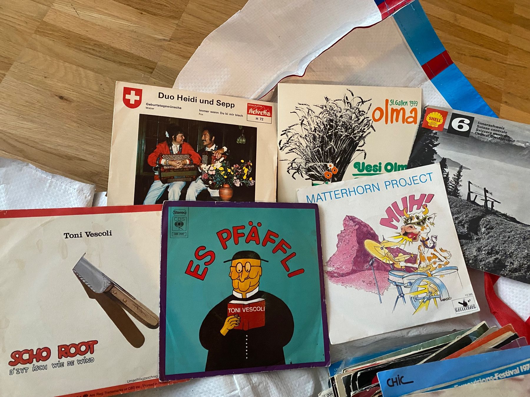 Dischi in vinile: Single 7 Vinyl - über 120 Stück – Usato da Rotkreuz venduto da mia_dc2r 1