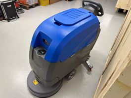 Scheuer- Saugmaschine, Neu und Originalverpackt