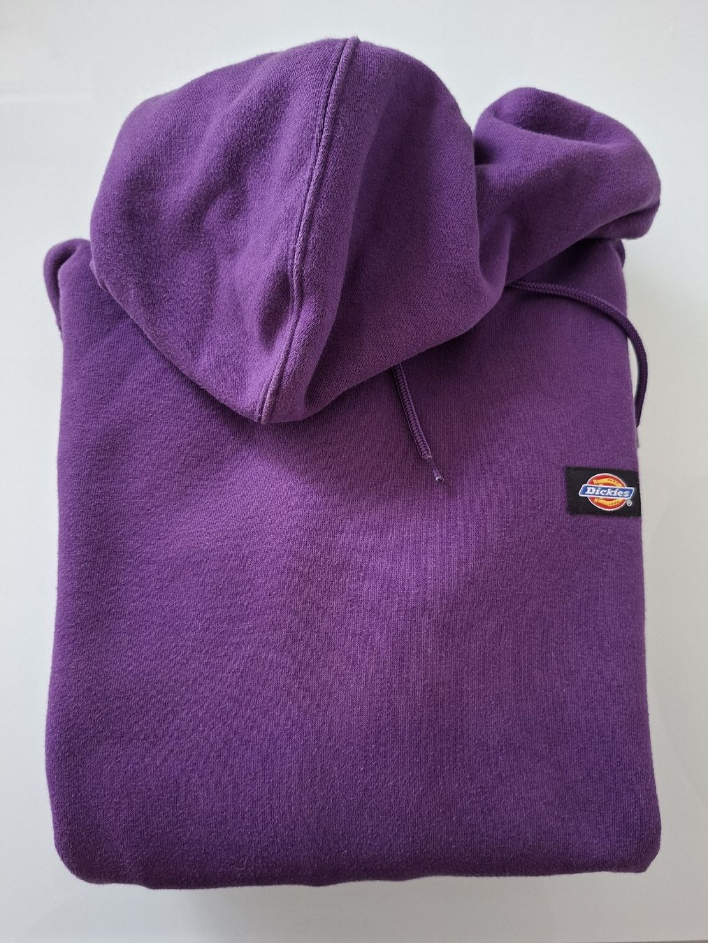 Pullover & Sweatshirts: Hoodie violet en coton avec capuche – Gebraucht aus Renens VD von ser_j2fn