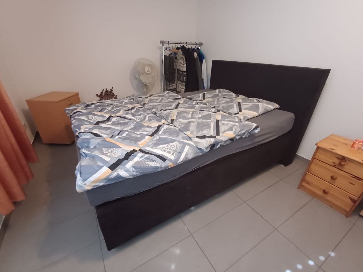 Letti: Boxspringbett, 140x200cm, Stoff schwarz – Usato da Vorderthal venduto da Naja710