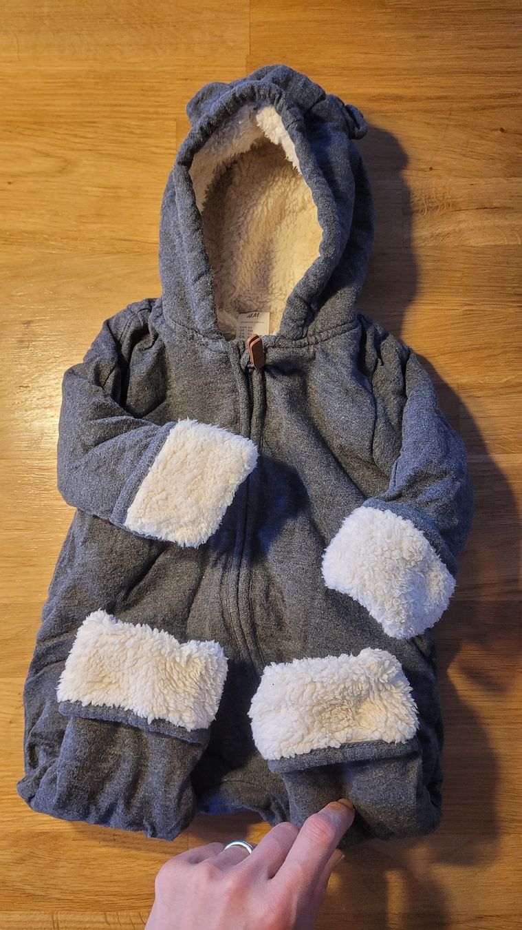 H&M Completi: Warmer Overall, Anzug – Nuovo (secondo la descrizione) da Uetendorf venduto da Heyhey3661 3