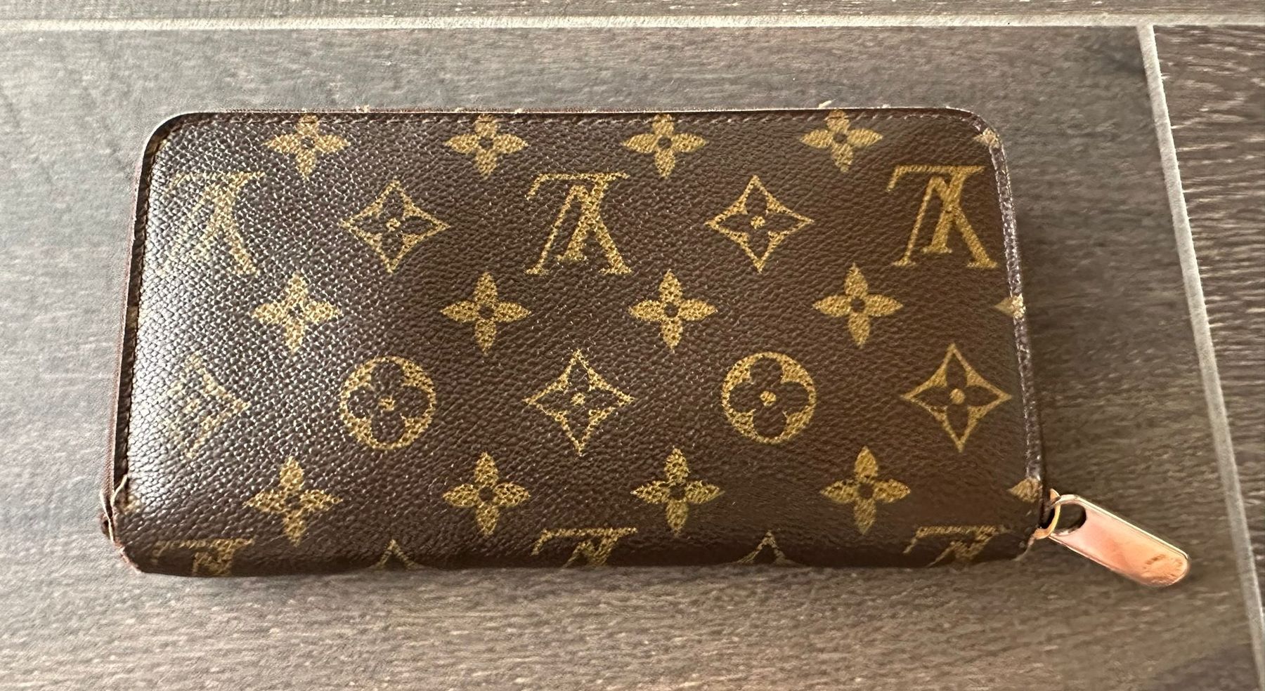 Louis Vuitton Portamonete: Portafoglio Louis Vuitton – Usato da Pura venduto da and_8dzs