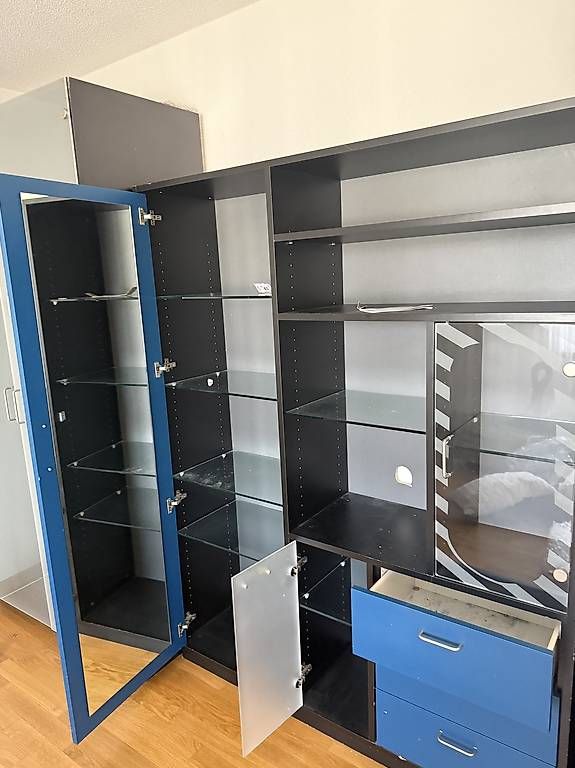 Armadi: Schrank  – Usato da Schliern b.Köniz venduto da rafal32 1