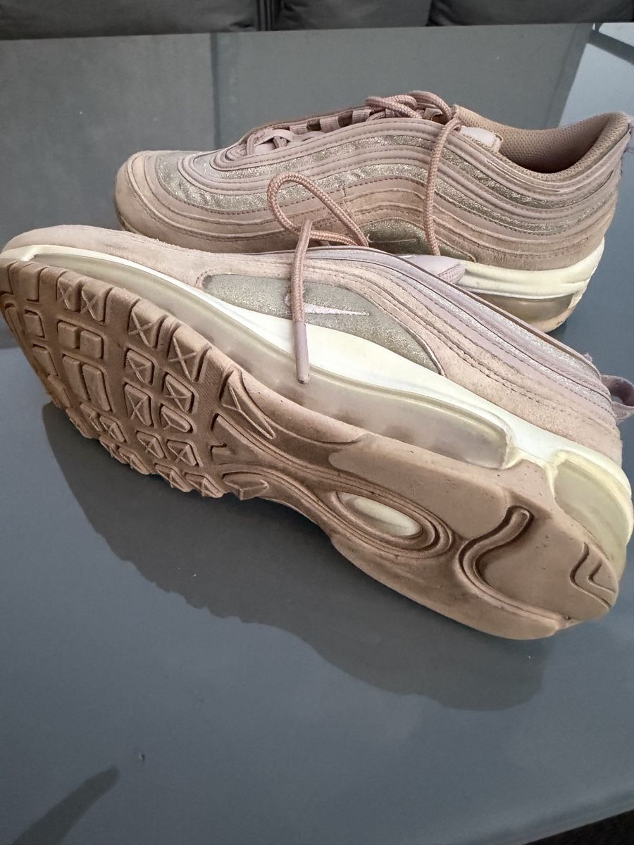 Nike Scarpe da donna: Nike Air Max Glitzer pink – Usato da Basel venduto da cor_5y8l 1