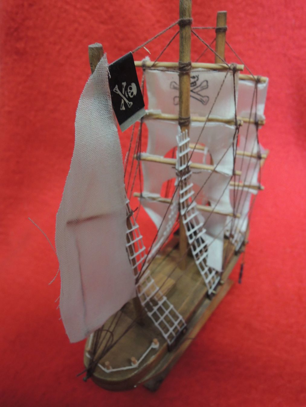 Kit di modellismo & Modellini statici: Modell eines Segelschiffes "Mediterranée" 23cm lang – Usato da Uznach venduto da rut_xrx5 2