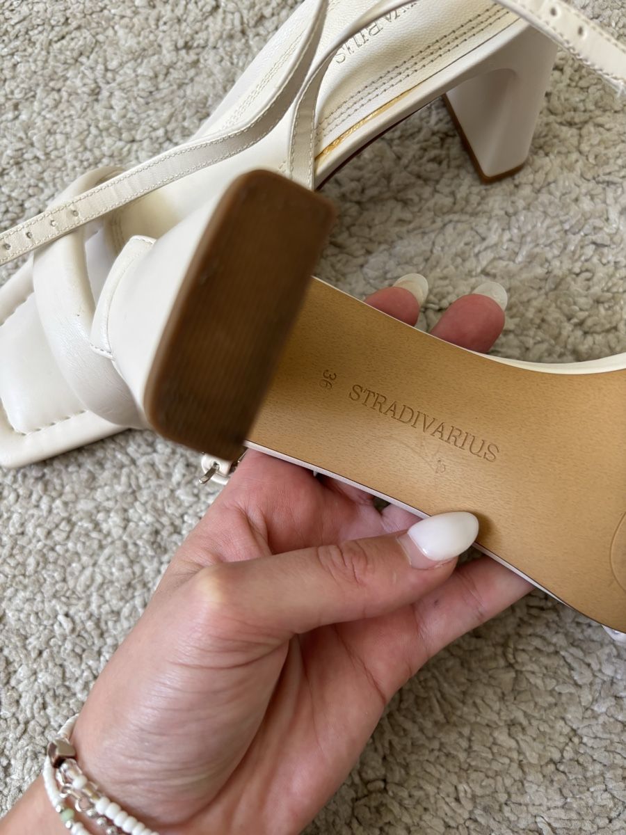 Stradivarius Chaussures femmes: Tacchi Stradivarius – D'occasion à Pregassona par katypustovarov 1