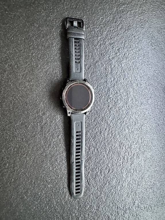 Smartwatch: Garmin Fenix 7 Sapphire Solar – D'occasion à Hägglingen par Timo_x3