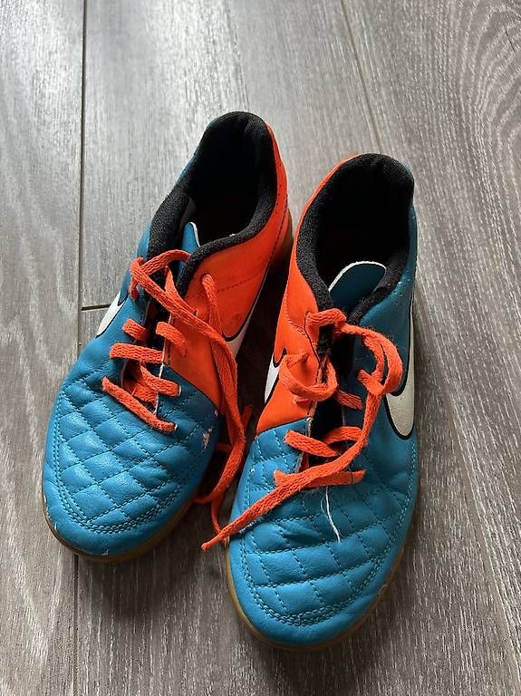 Scarpe da uomo: Sportschuhe – Usato da Oberflachs venduto da zoe_st77