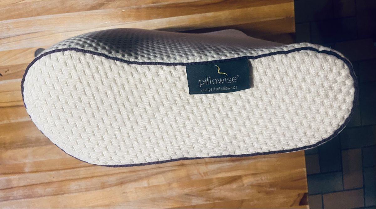 Kissen: Nackenstützkissen pillowise – Gebraucht aus Ins von syl_s7ps 1