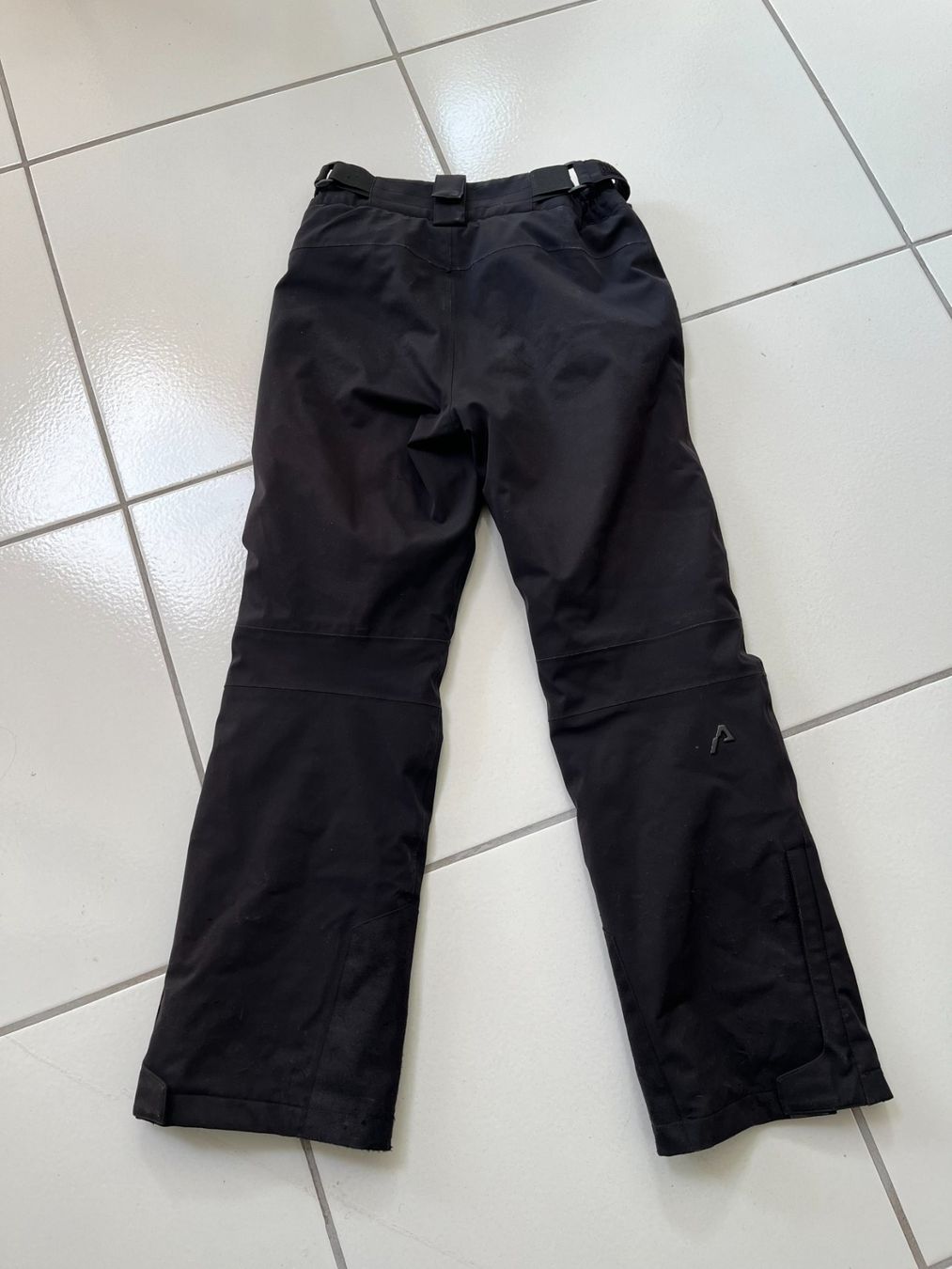 Pantalons: Skihosen Albright Gr. 152 schwarz – D'occasion à Oberrieden par mcl_g5vk 1