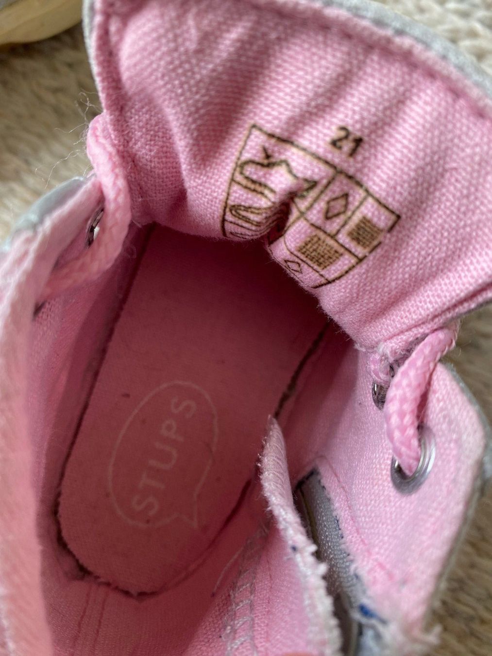 Scarpe per ragazzi: Kinderschuhe grösse 21 – Usato da Wil SG venduto da stonechat 1