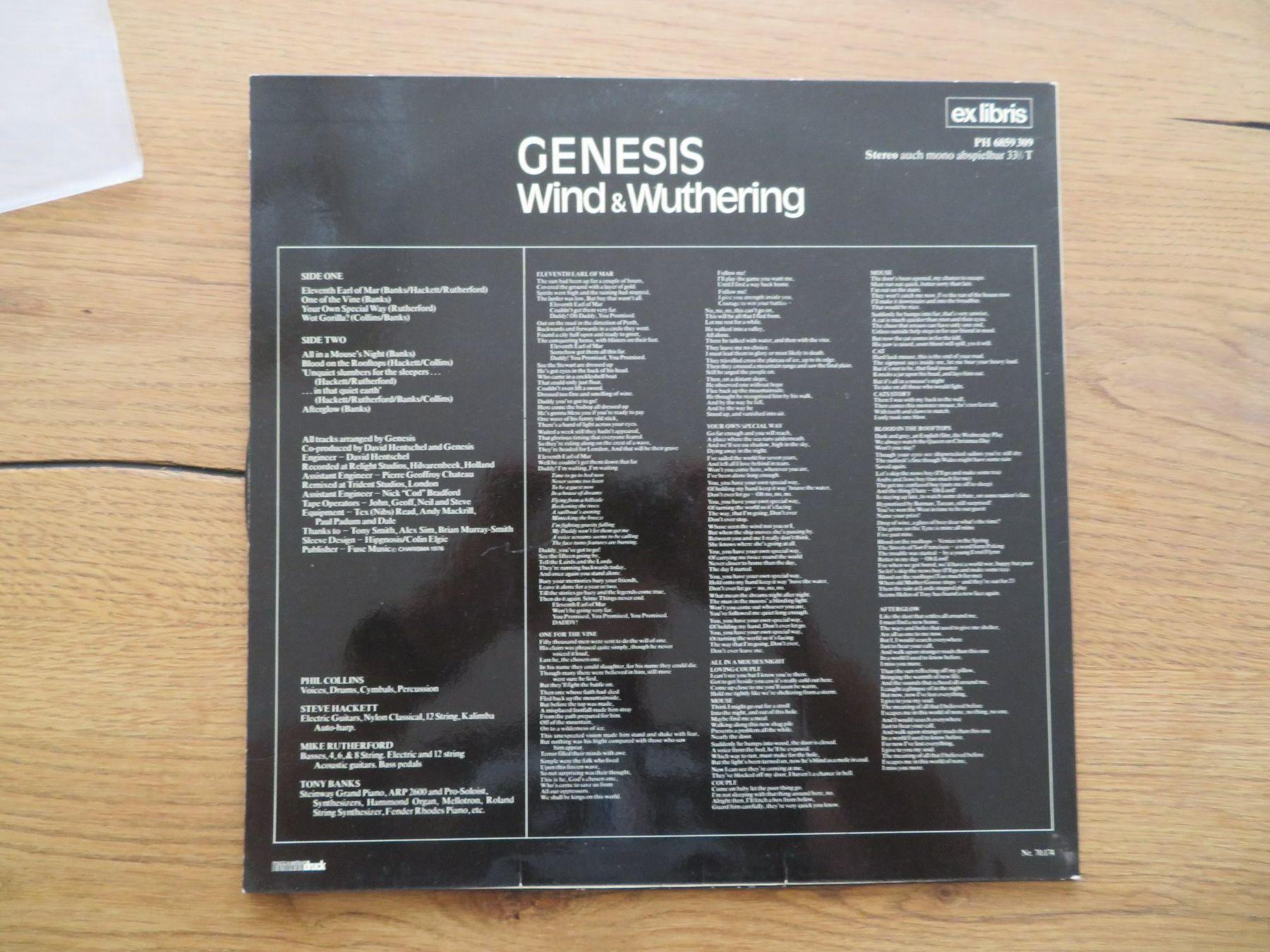 Dischi in vinile: Genesis - Wind & Wuthering - Original Vinyl Schallplatte ... – Nuovo (secondo la descrizione) da Zürich venduto da max_cp5f 1