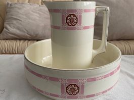 Ensemble ancien broc et cuvette de toilette – faïence