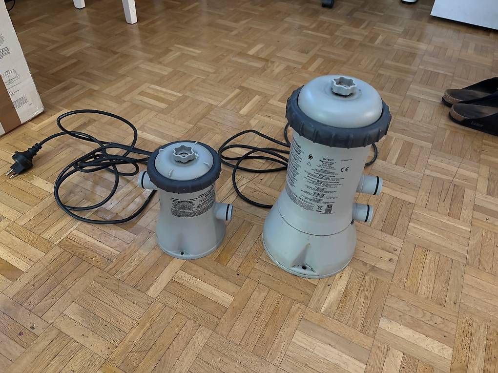 Intex Pumpen & Teile: Grosse Pumpe & kleine Pumpe – Gebraucht aus Heerbrugg von Knechtlein 2