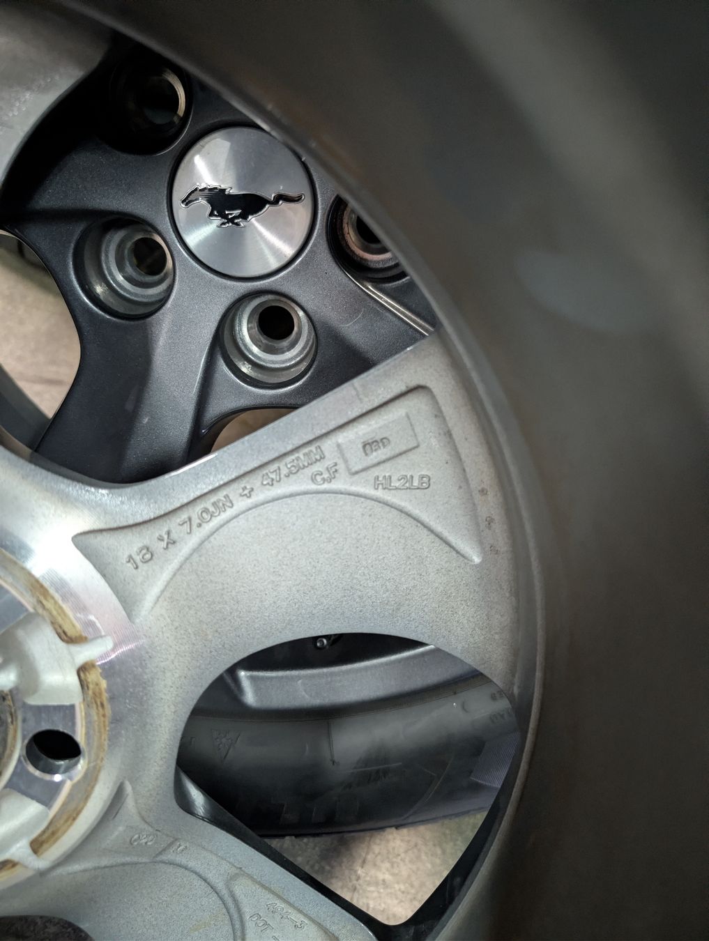 Jantes: Ford Mustang Felgen  – D'occasion à Dürrenäsch par Pneu-Idris 5