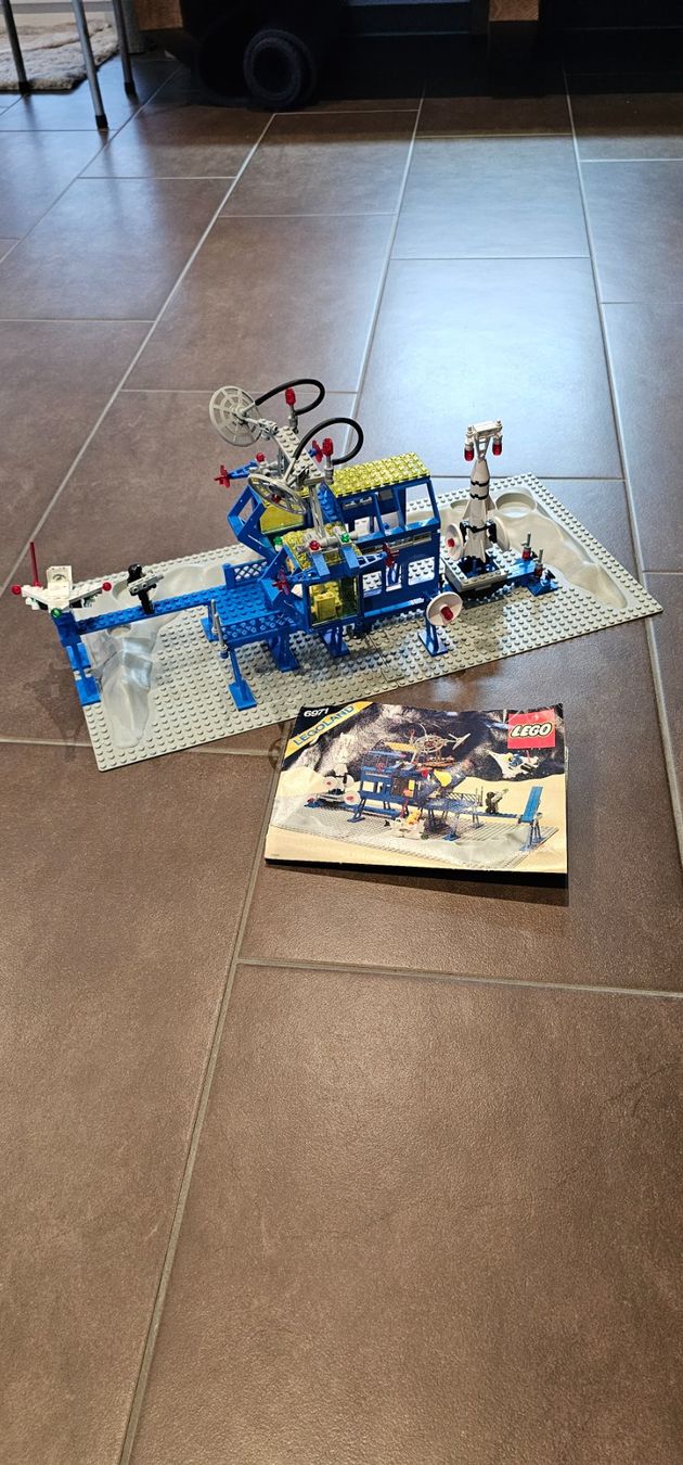 Lego Kit di costruzioni: LEGO SPACE 6971 Ab 1.-- !!! – Usato da Eggiwil venduto da Besu2 4