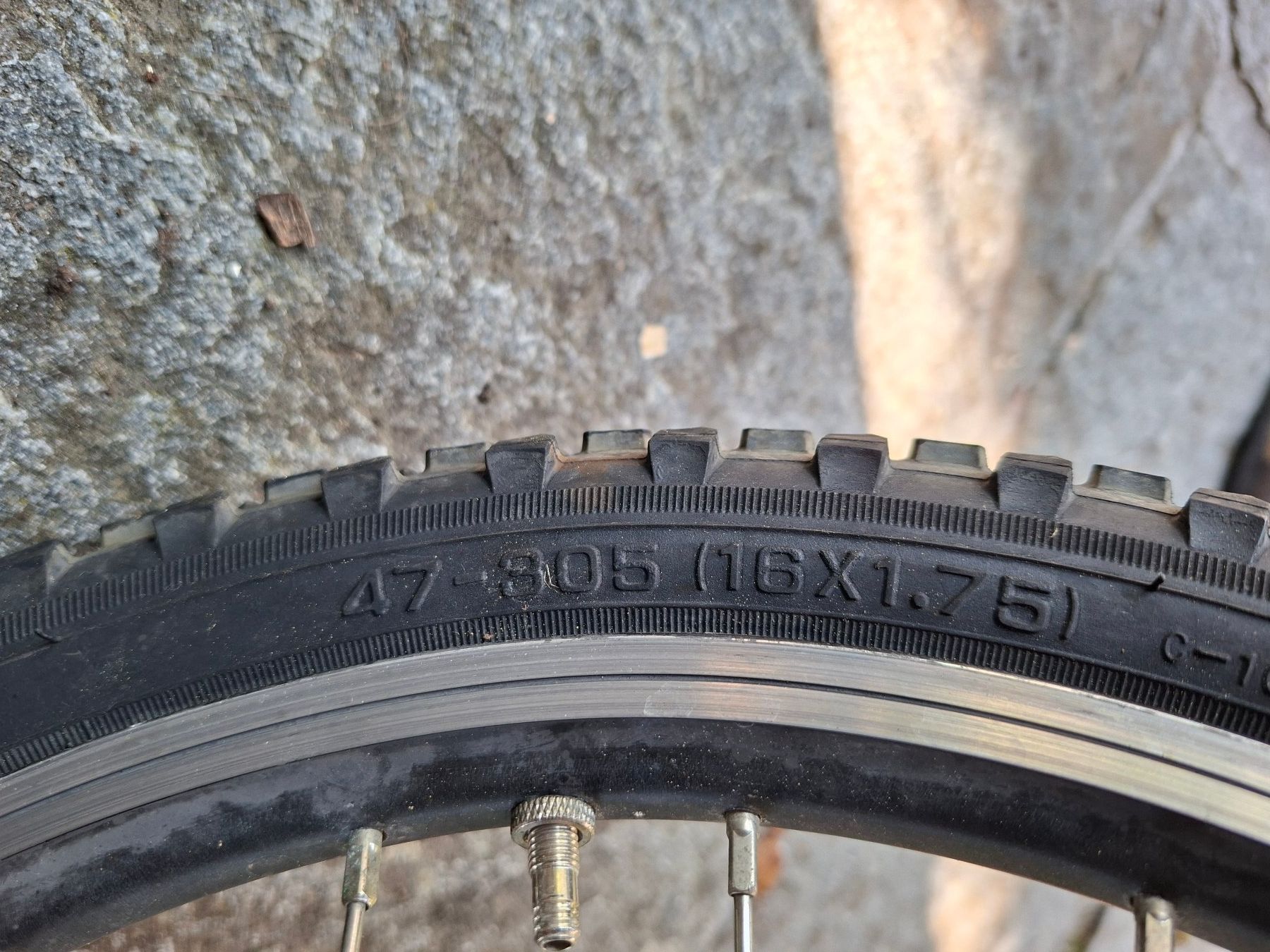 Pyro Velos: Kindervelo, PYRO, 16 Zoll, hellgrün – Gebraucht aus St.Niklausen LU von Wirdbereitsverwendet 6