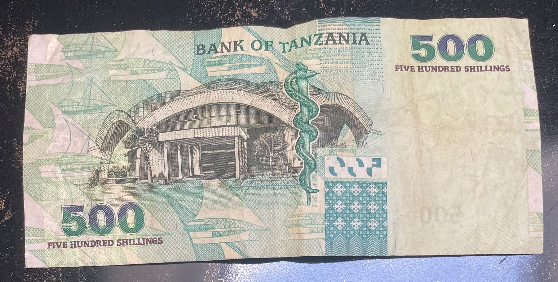 Banconote: 500 Tanzania Shillings Banknote – Usato da Minusio venduto da Pink222 1
