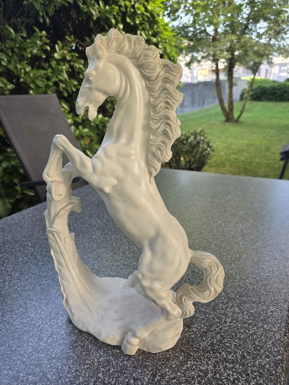 Sculptures & Statues: Pferdeskulptur weiss – D'occasion à Bassersdorf par Lara049