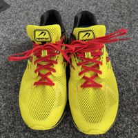 Newton Laufschuhe, Gr. 42.5, gelb, top Zustand Sommer!