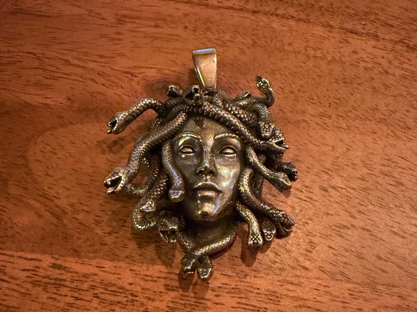 Ciondoli: Medusa Anhänger, Antik-Stil – Nuovo (secondo la descrizione) da Gams venduto da Mariawicca 5