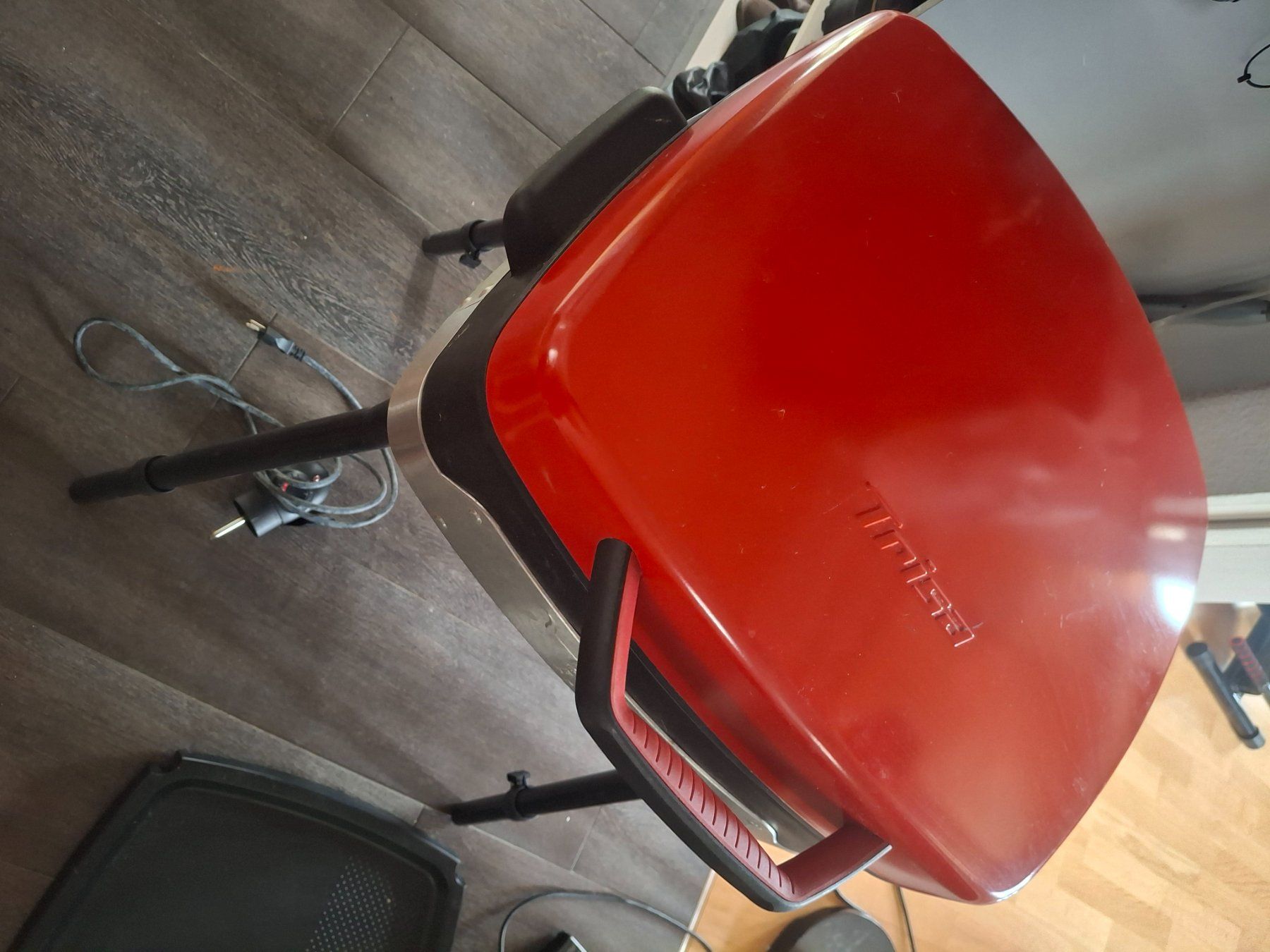 Griglie: Elektrogrill 2-in-1 – Tisch- oder Standgrill mit Beinen – Usato da Dübendorf venduto da Princess_Nikita 3