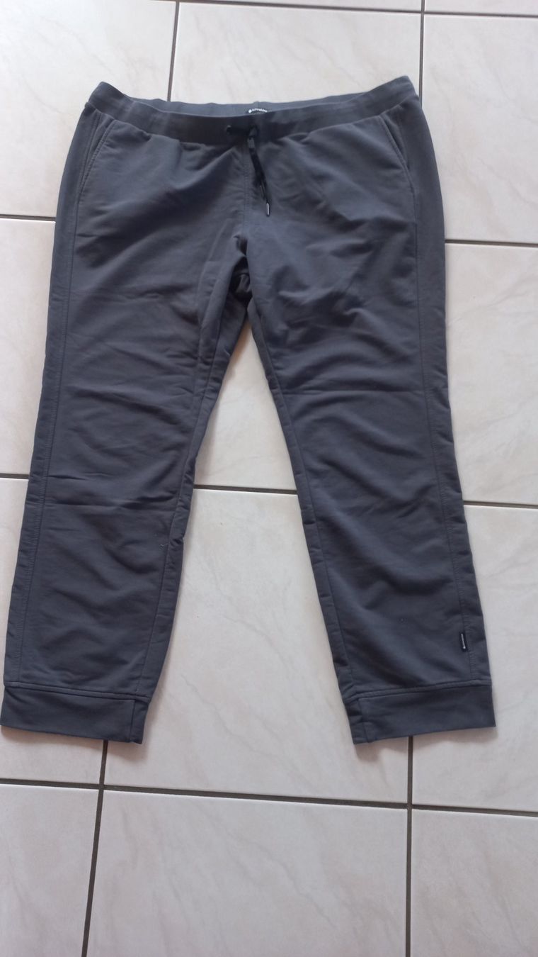 Pantaloni: Hose Schneider Trainings Hose  dunkelgrau, warm. – Usato da Winistorf venduto da acreativ4