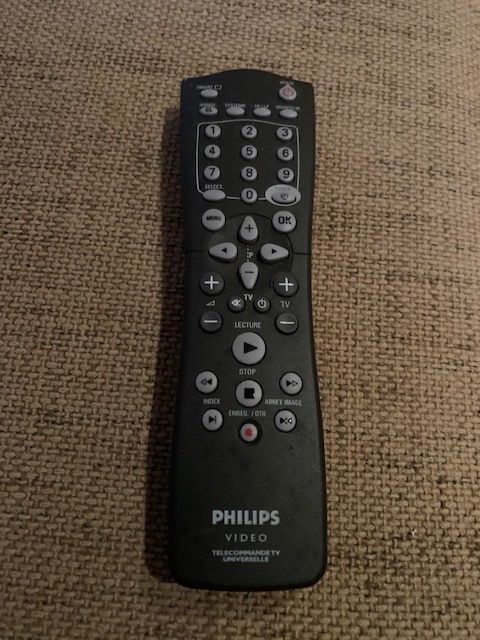 Telecomandi: Philips Video telecommande RT 25194/104 – Usato da thonex venduto da begochiqui