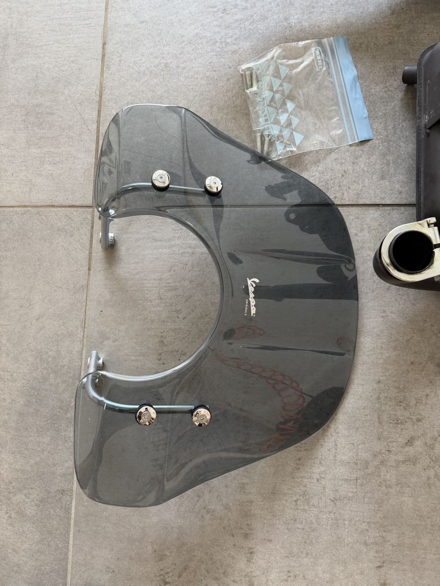 Vespa Tutti pezzi di ricambio per scooter: Vespa PX Teile – Usato da Däniken SO venduto da AD_29 5