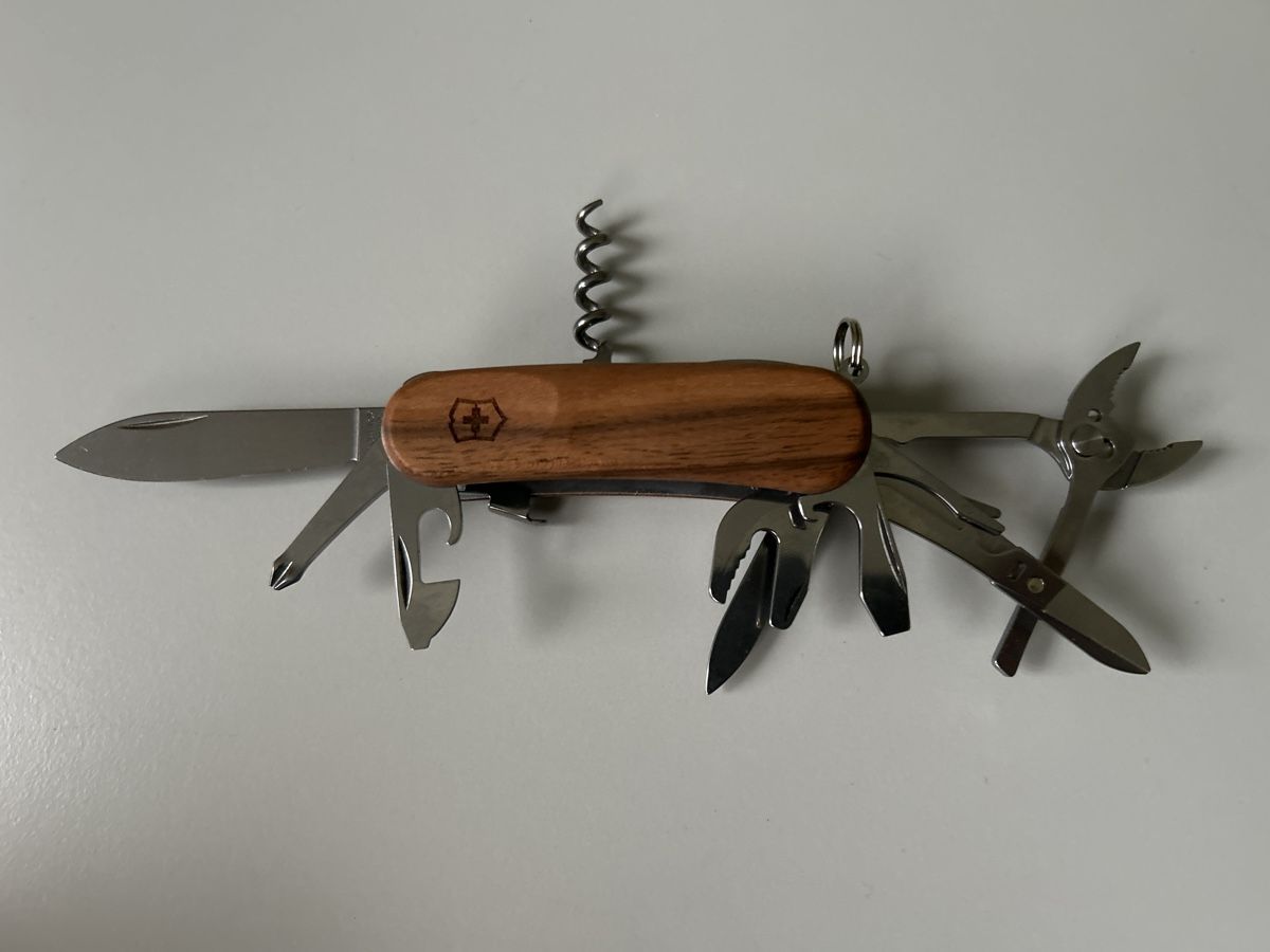 Victorinox Coltelli tascabile: Victorinox Messer 2.5221.S63U – Nuovo e nell'imballaggio originale da Sattel venduto da usch6417 2
