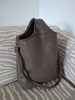 Elegante Leder Handtasche / Umhängetasche in Taupe , neu