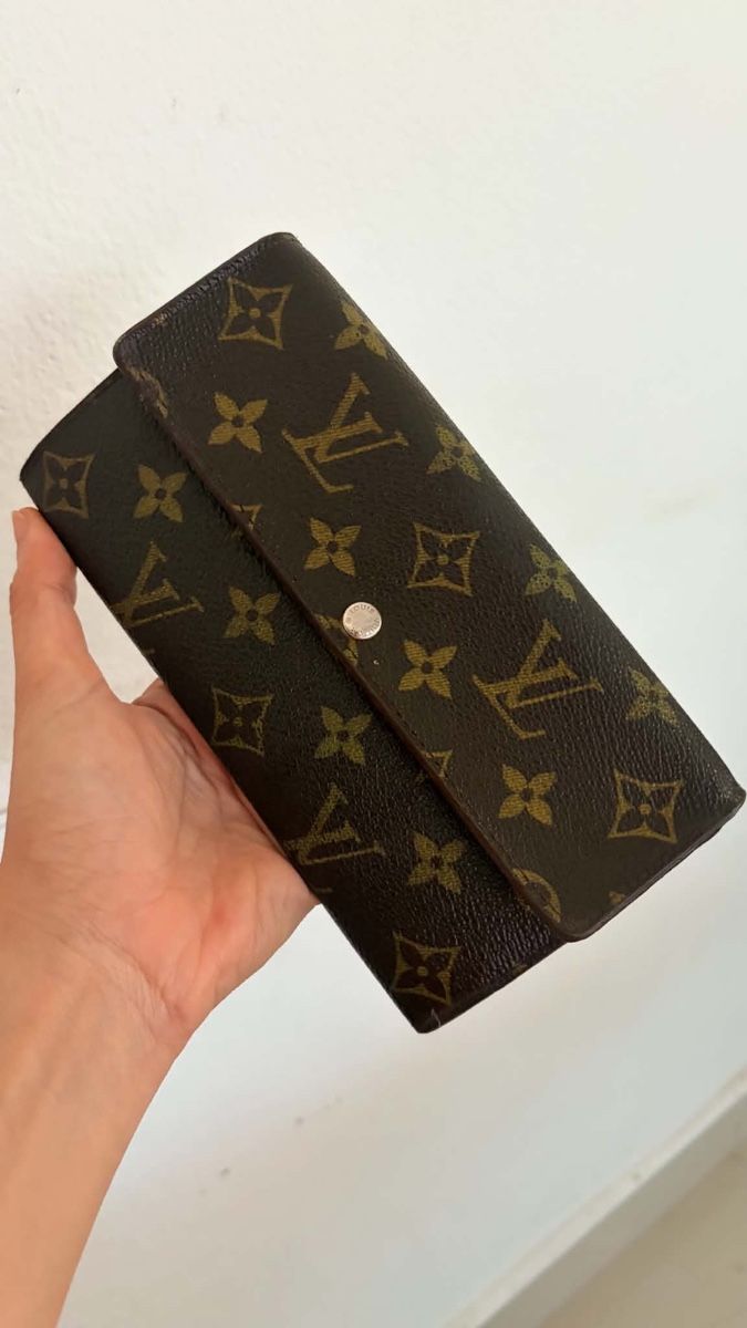 Louis Vuitton Portamonete: Louis Vuitton Monogram Sarah Wallet – Usato da Widnau venduto da Pukpan_99