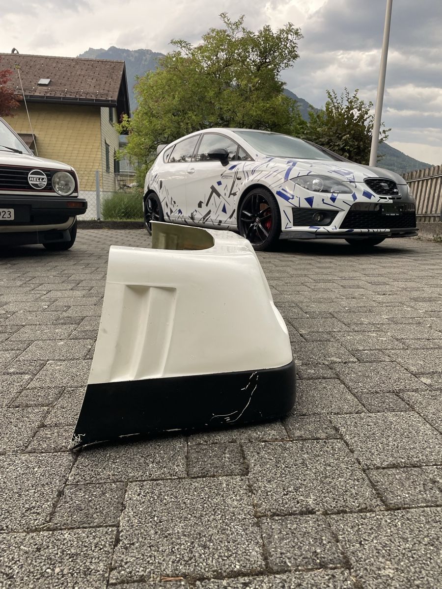 Volkswagen Tutti pezzi di ricambio auto: Dietrich Concept RS4 Frontstoßstange VW Golf 2 GFK – Usato da Bilten venduto da tom_6d7t 3