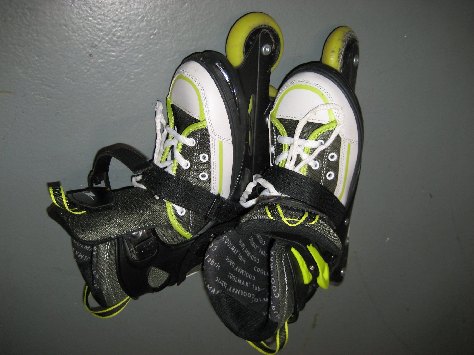 Pattini in linea & Pattini a rotelle: Inline Skates / Rollschuhe, Gr.37-41 Top Zustand! – Usato da Bischofszell venduto da brauni11