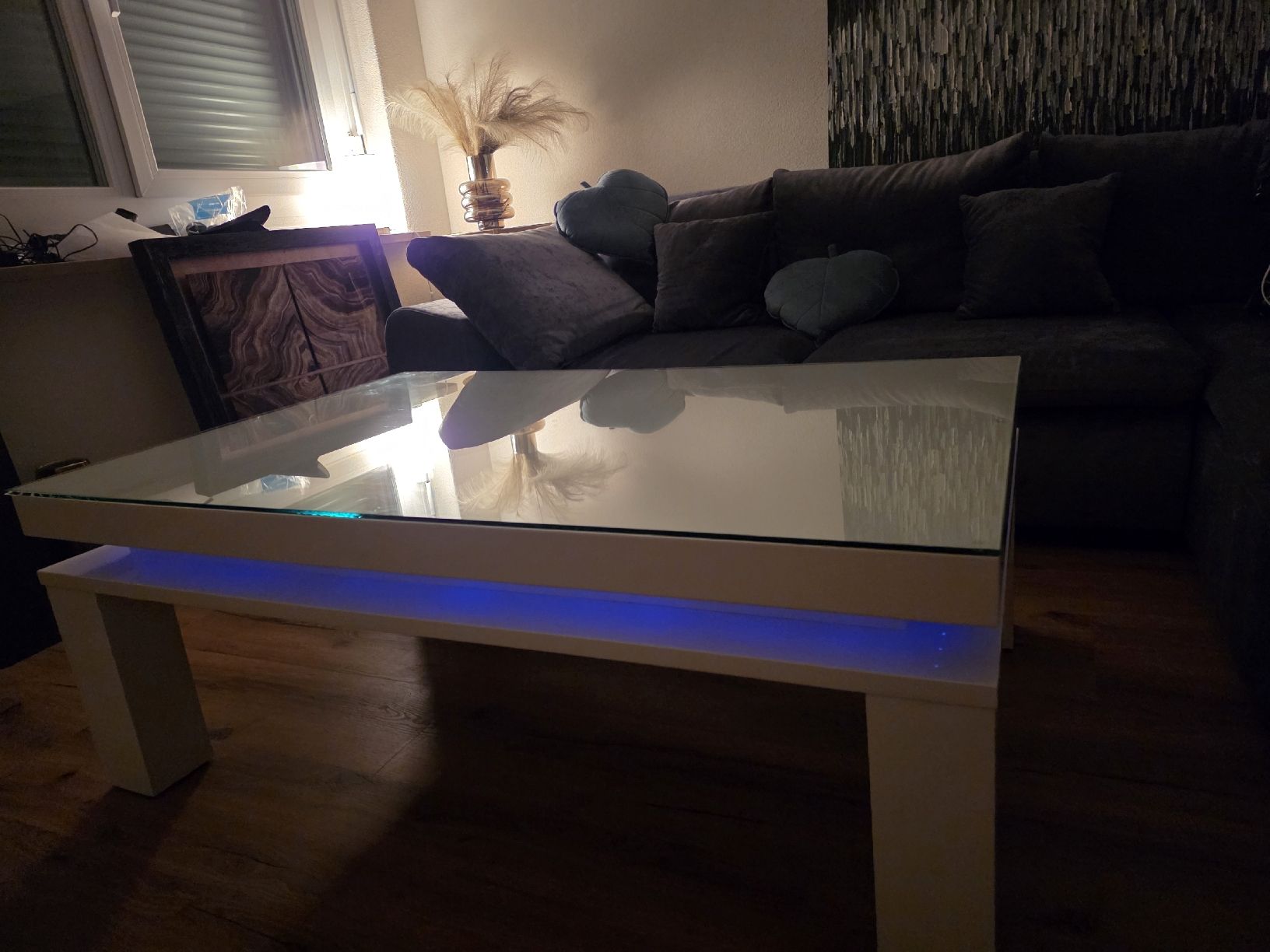 Tavoli: Couchtisch weiss Hochglanz mit LED  – Usato da Brüttisellen venduto da par_8zbj 3