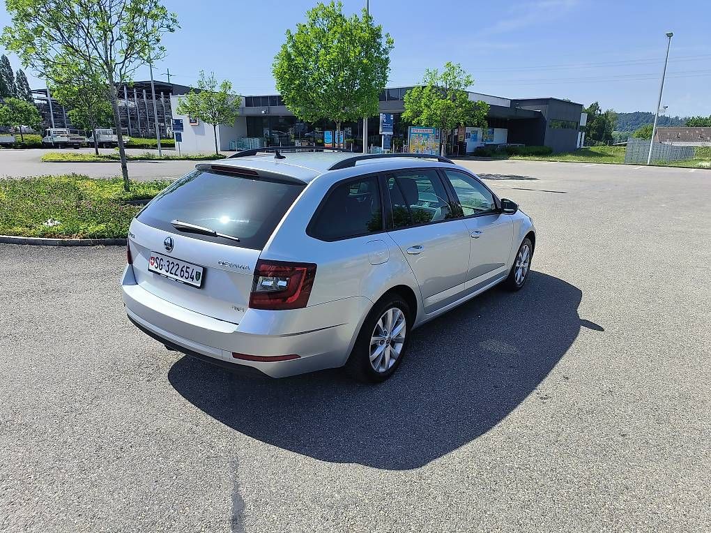 Skoda Automobili: Skoda Octavia 2.0 Diesel – Usato da Uzwil venduto da mci_jbw8 2