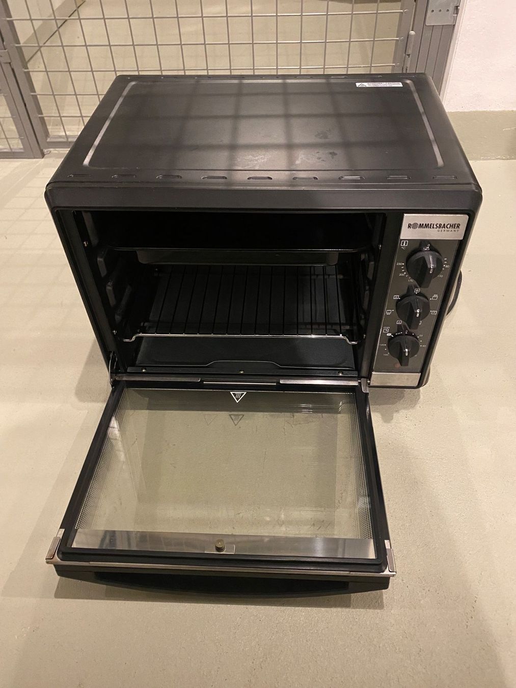 Rommelsbacher Appareils de cuisine: Rommelsbacher Backofen – D'occasion à Zürich par annaninamueller 1