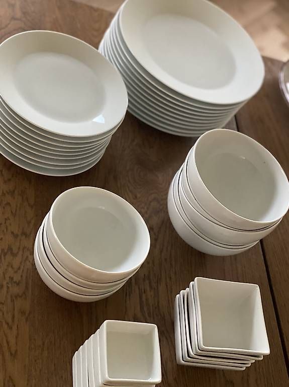 Ikea Set di piatti: Service weiss von Ikea – Usato da Steinebrunn venduto da Zwirbel1976 1