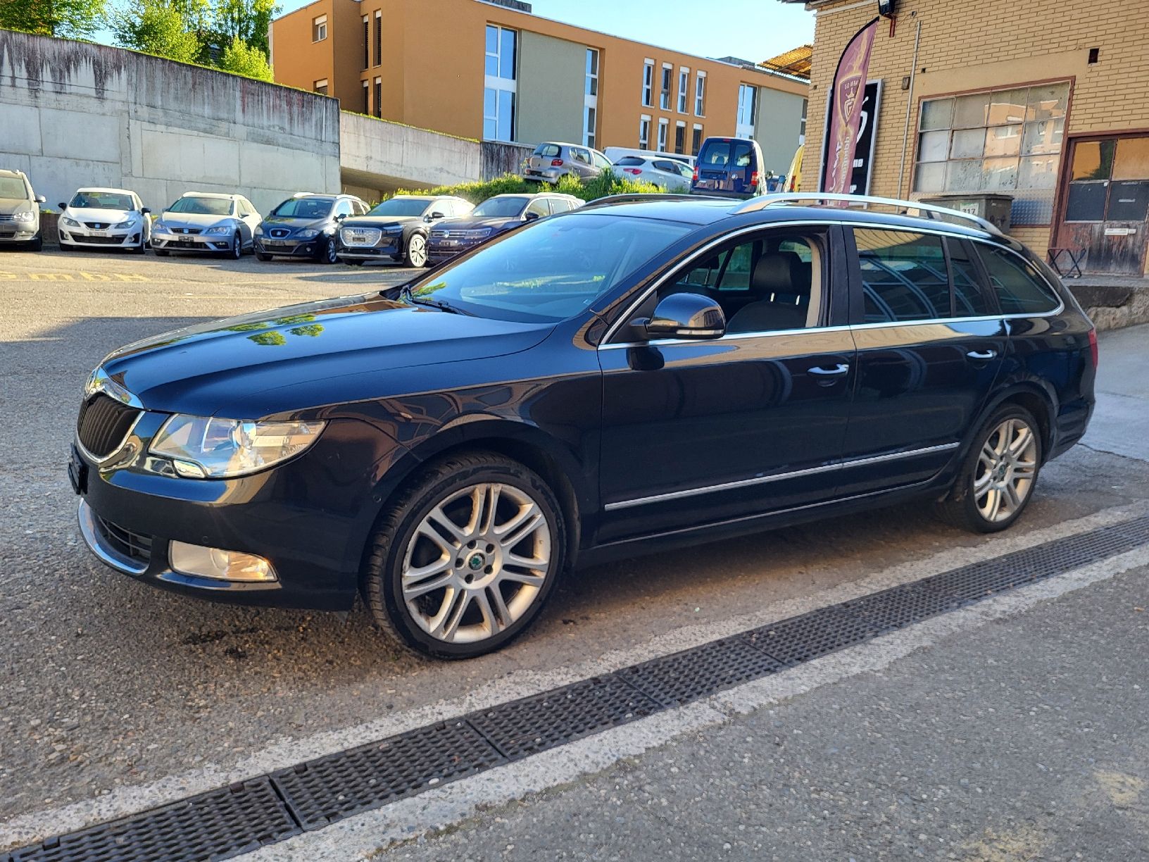 Skoda Automobili: Skoda SuperB 1.8 – Difettoso da Niederdorf venduto da Snoggels