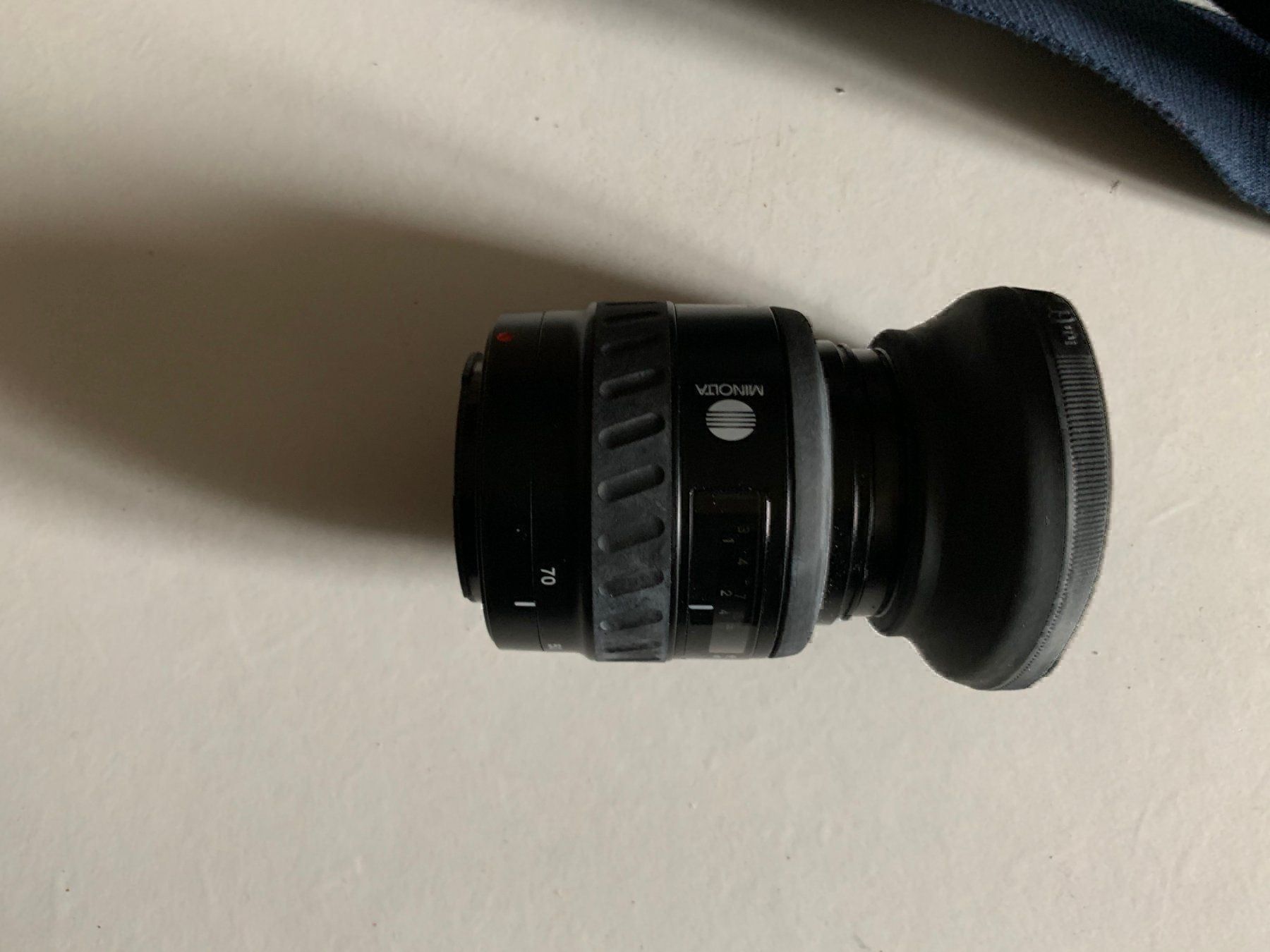 Minolta Fotocamera: MINOLTA Kamera mit Objektiv – Usato da Arch venduto da Karibu19 5