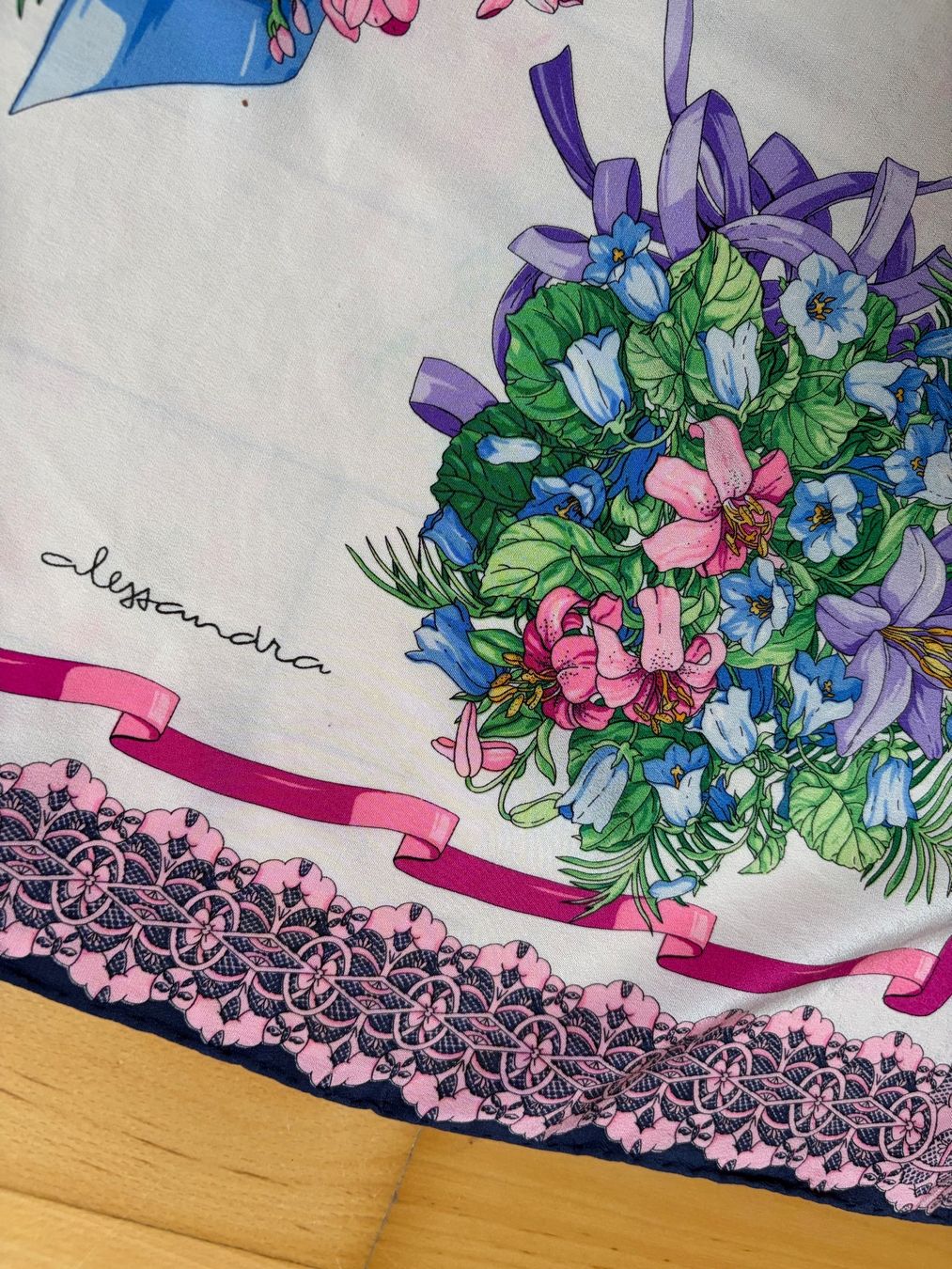 Foulard & Sciarpe: Alessandra Seide Foulard – Usato da Unterägeri venduto da Jutka_04 4